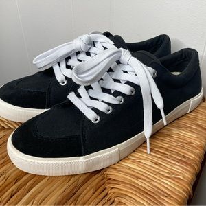 Five Four men’s black canvas sneakers size 9.5
